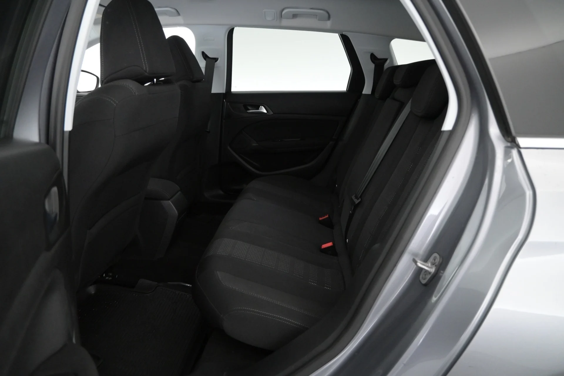 Car Image - 4d9SesOW4rapRIxeMWQkcX