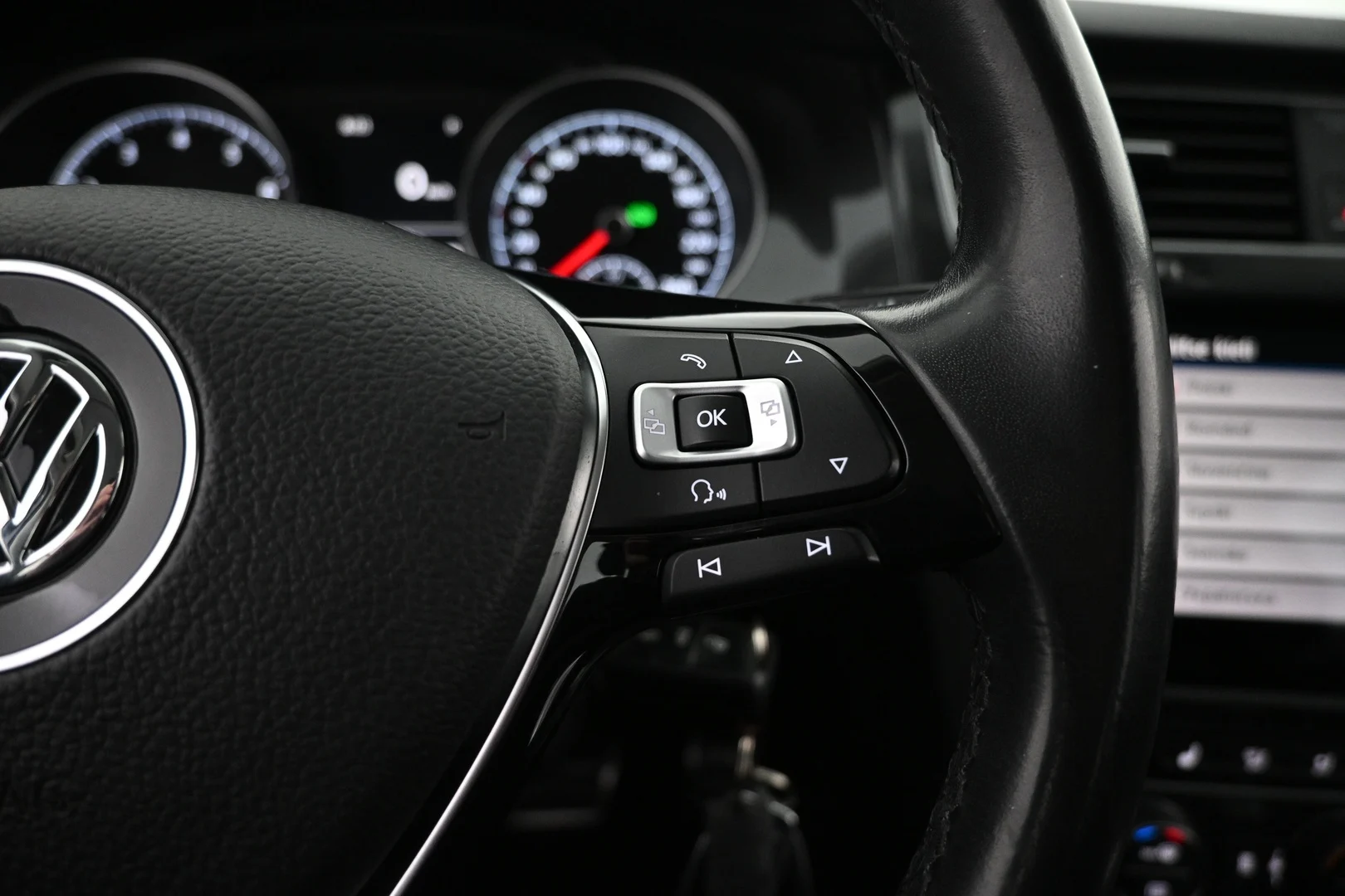 Car Image - 25F1wcQERt45FVvintyCaU
