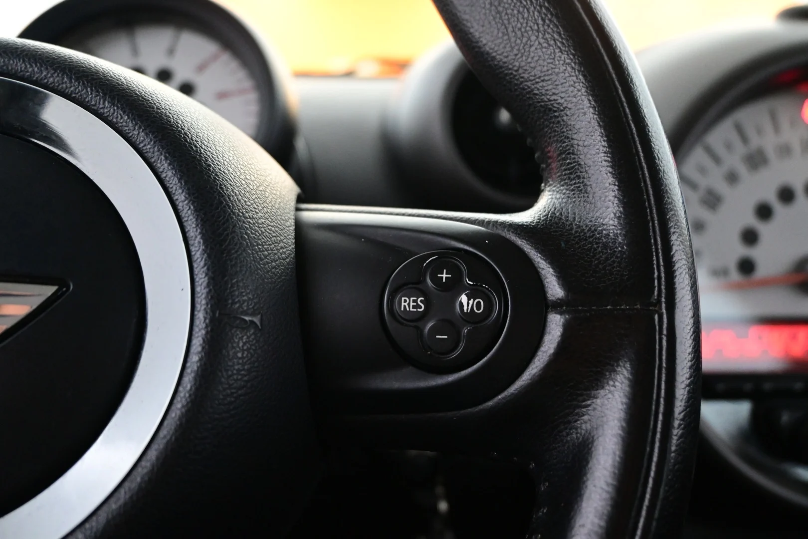 Car Image - 3nqTjSEN4tK6D2UYaNmNBM