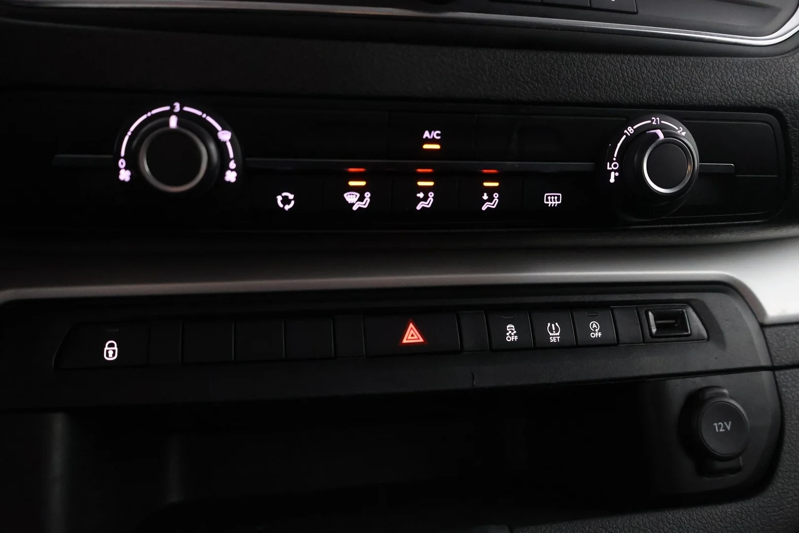 Car Image - 4HZOZ0AwvvuTQZpOAMG9Zb