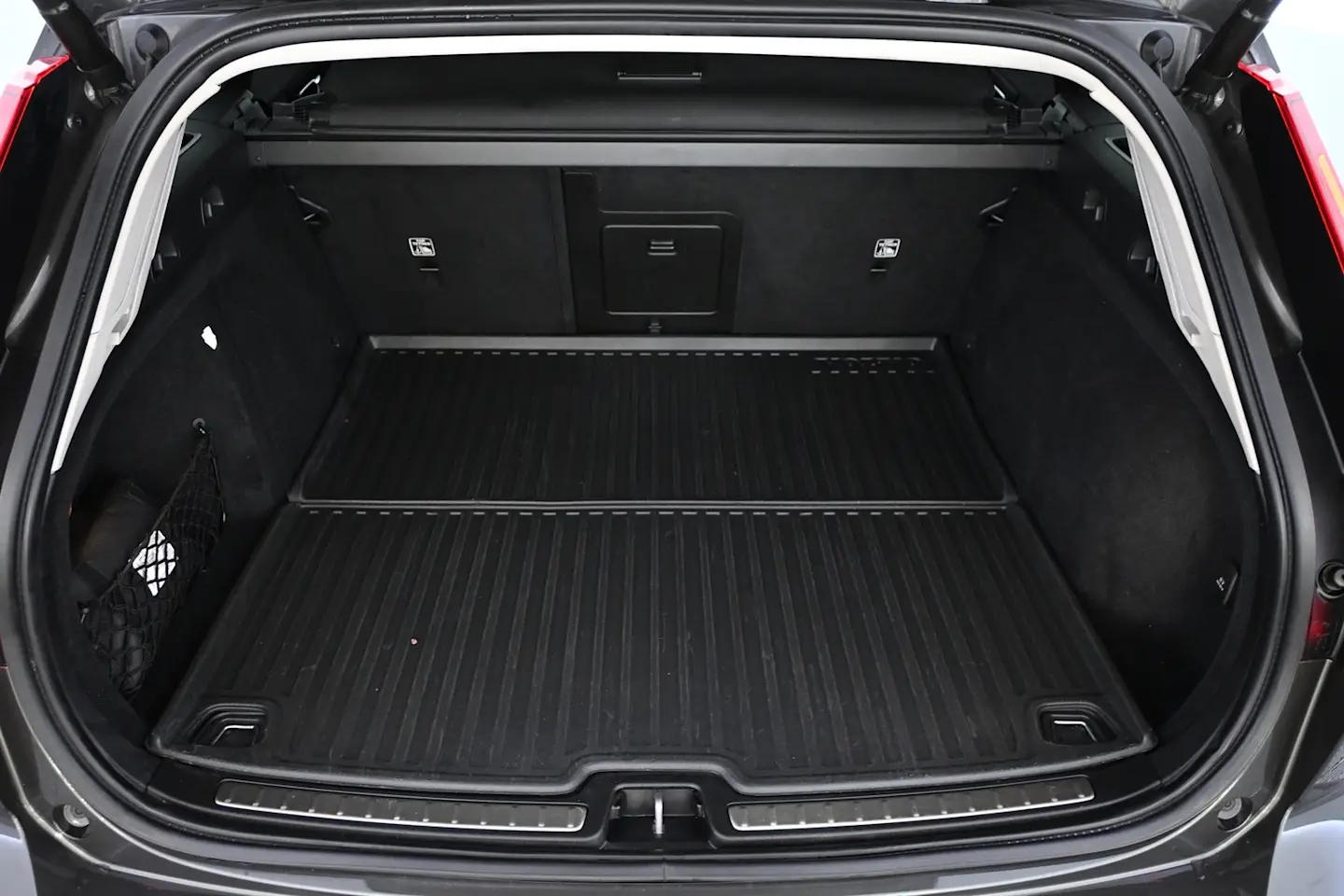 Car Image - CqILVMXiKZ7tTvpTEScW4