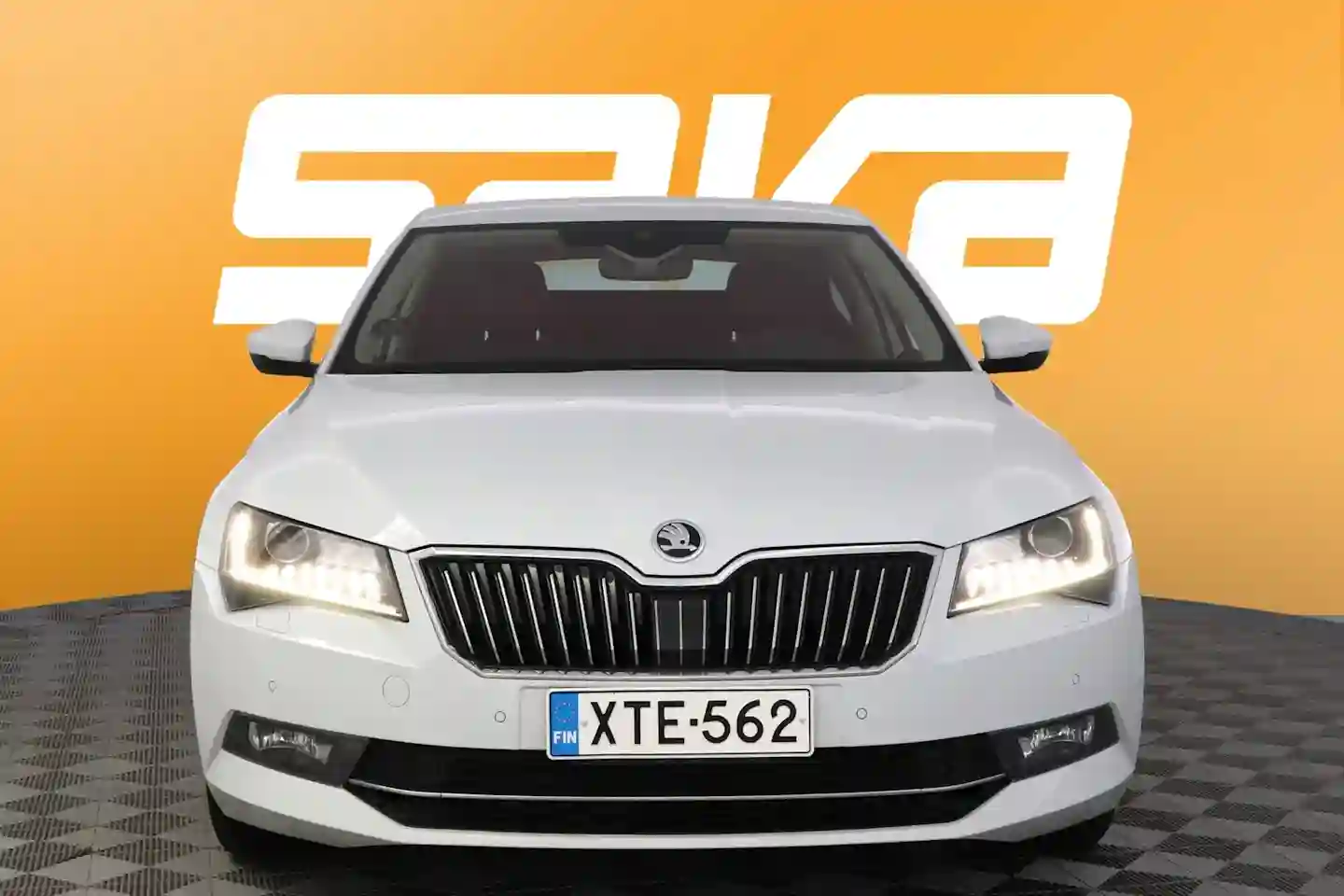Car Image - 6ZrFRFYFGNBPKJ3rYwrZNL