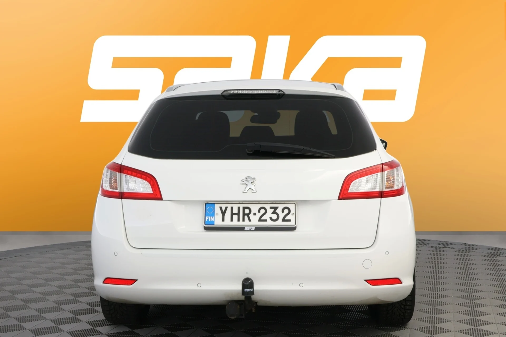 Car Image - 1ShlTeww3I33yliTcIYpXF