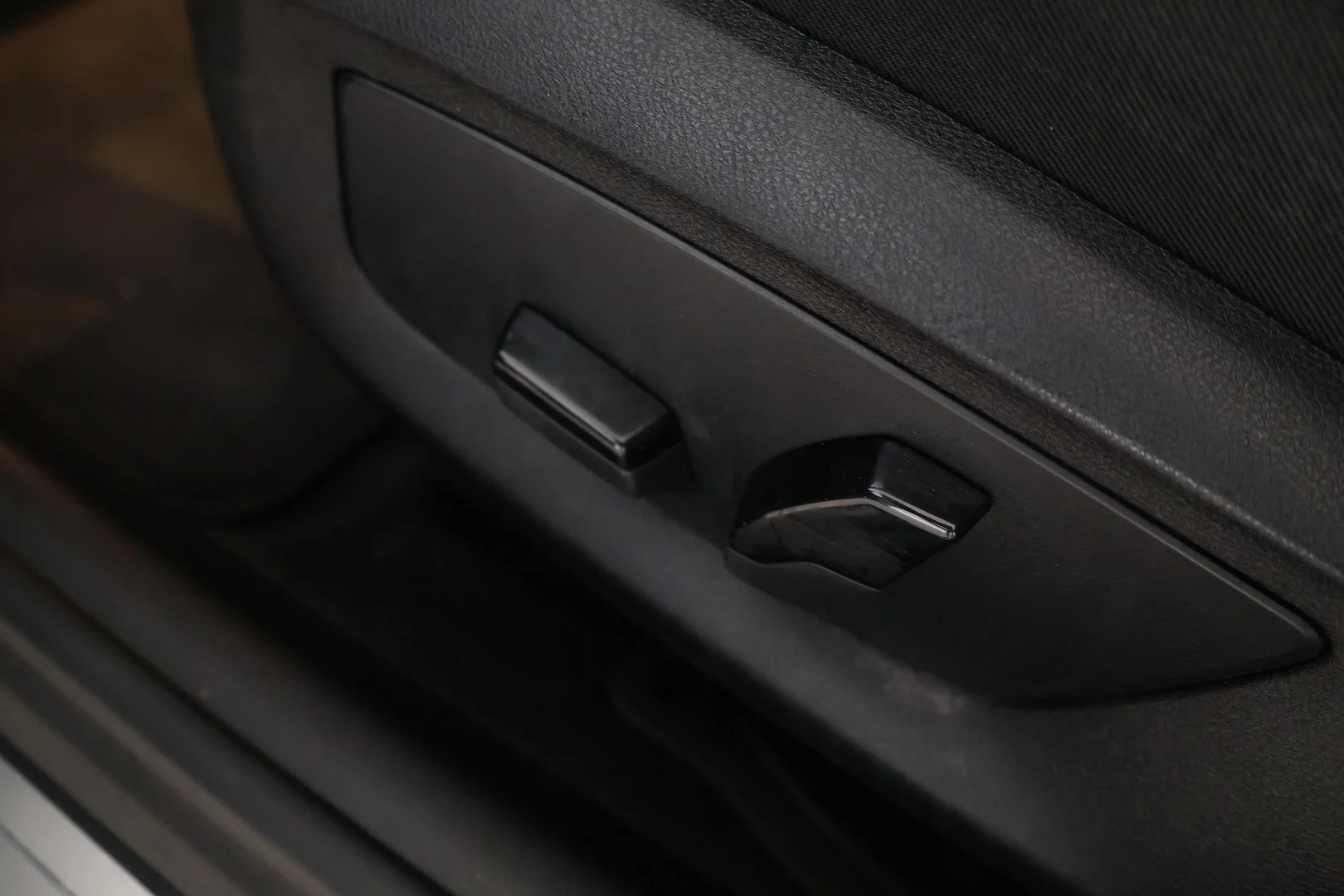 Car Image - 4hzScR5EF0cxHhK91yRTWZ