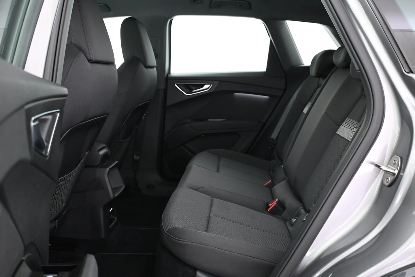 Car Image - 3UO44sRIgFgxoW75qINRdm