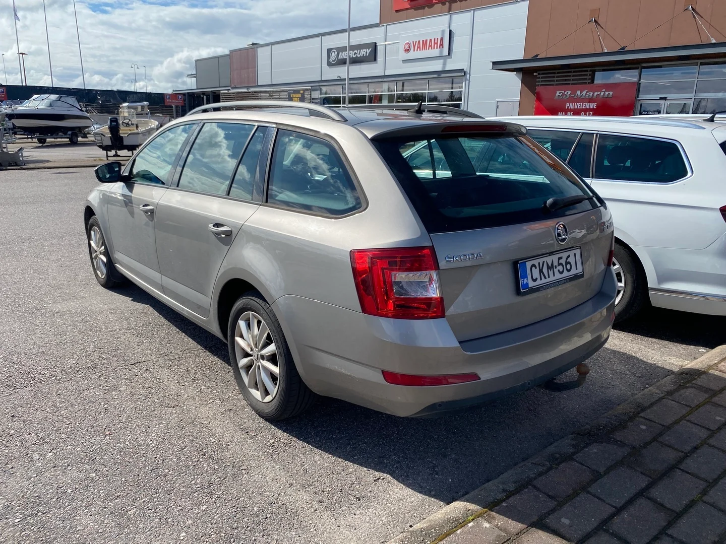 Car Image - MvOySHTVzEXavXrdJrjCp