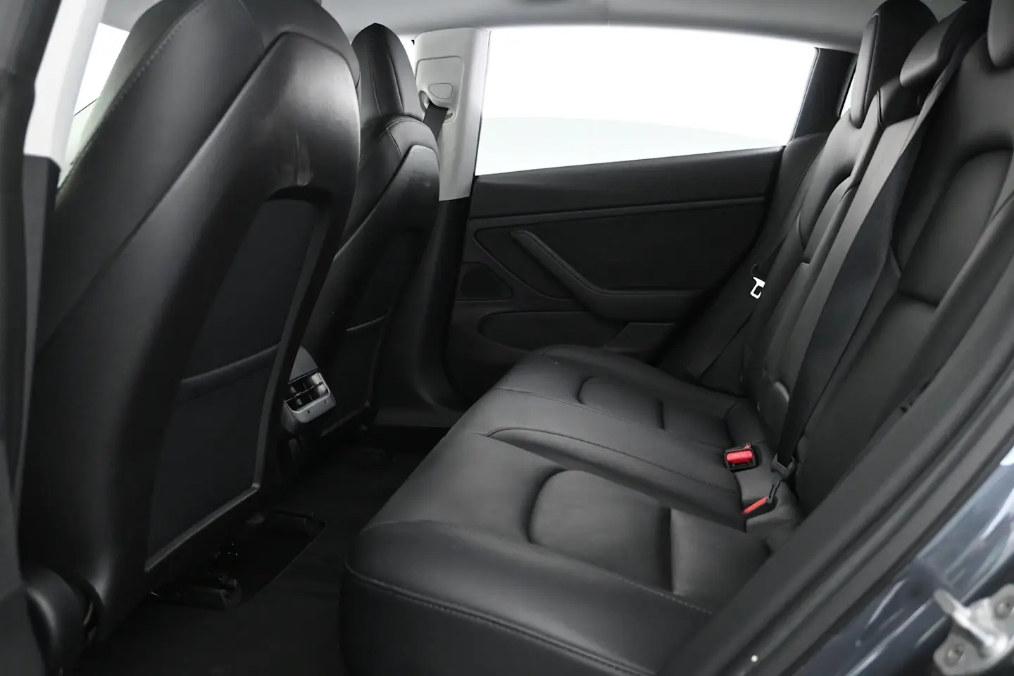 Car Image - 5IYMwvPyF6wq56EtR7H0G1