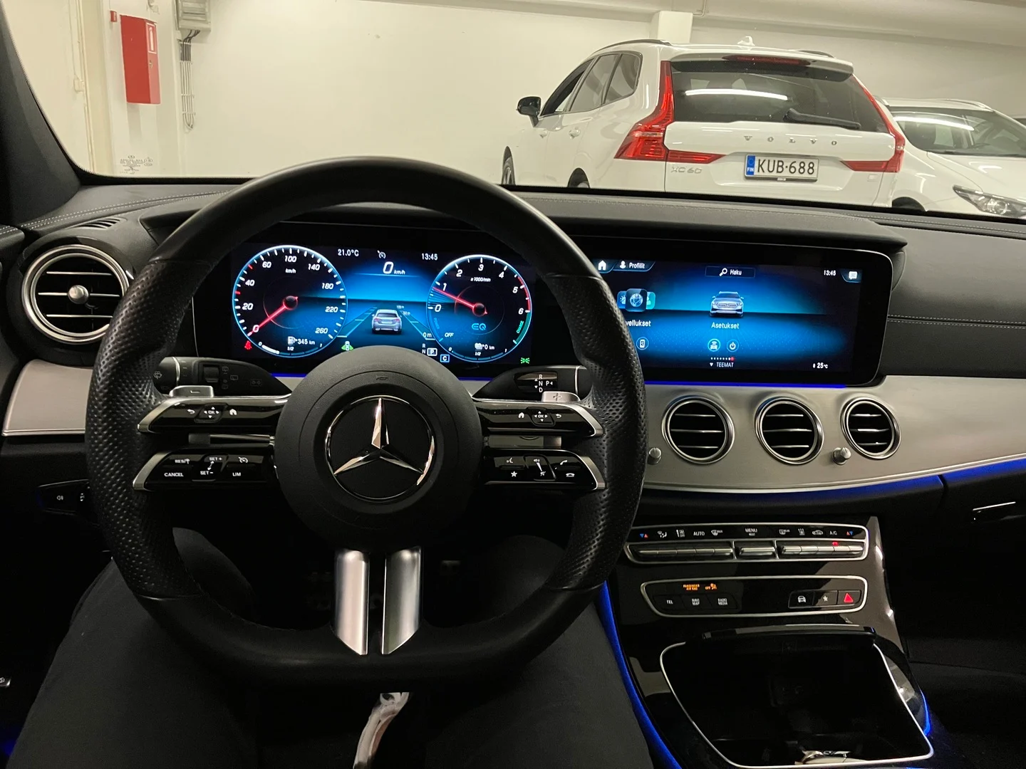 Car Image - 42P0MiZ3lNhNdKOLF01VMc
