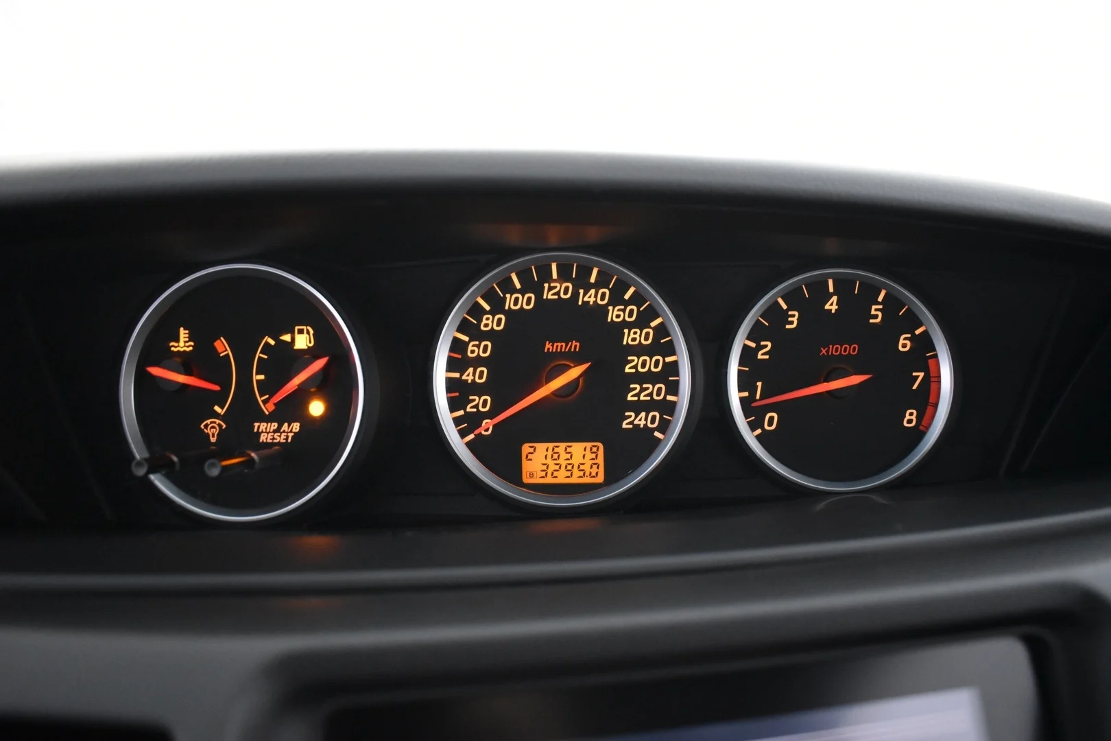 Car Image - 1CFj7kXT6vJJmnrB9ZlVFy