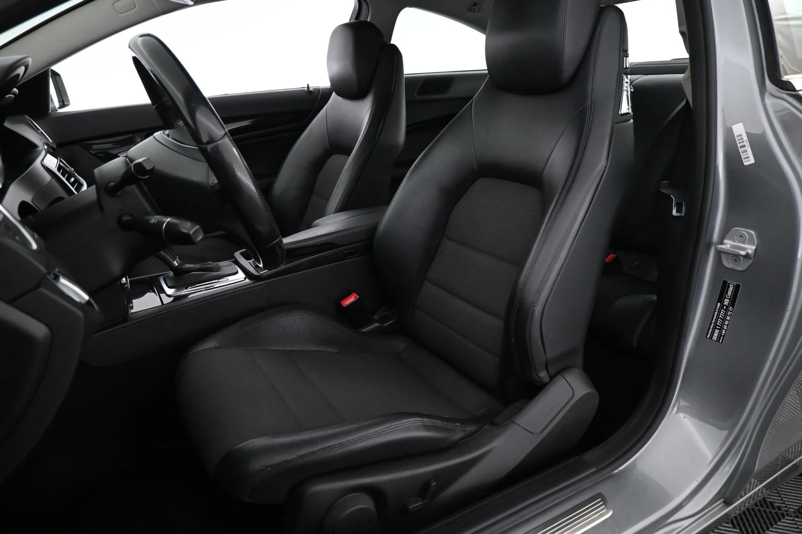 Car Image - 8ytHJv8RnUQdaM214sYfx