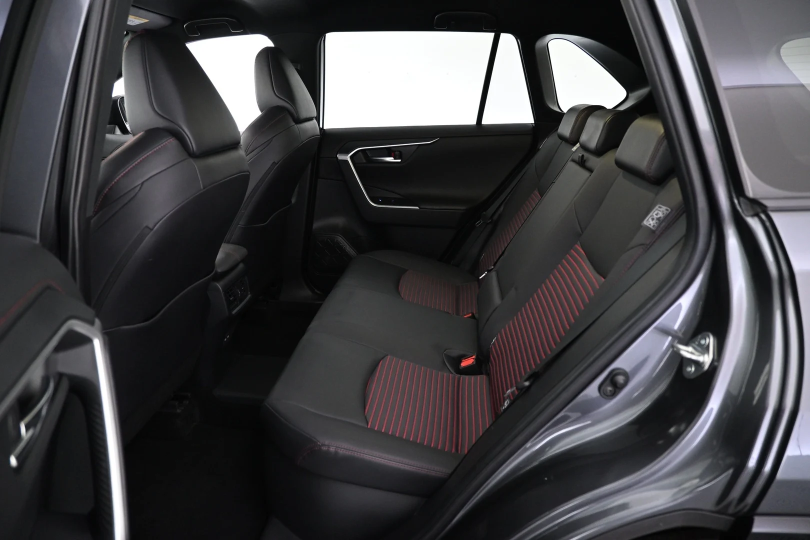 Car Image - 4IDYDYZvPomAxyh0v4qIiu