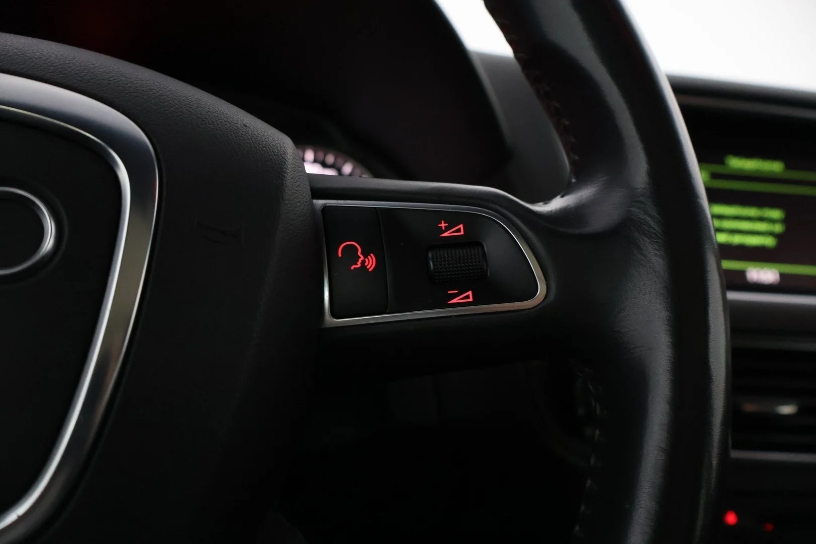 Car Image - vPggV2H0sGDfsbbsVqUgN