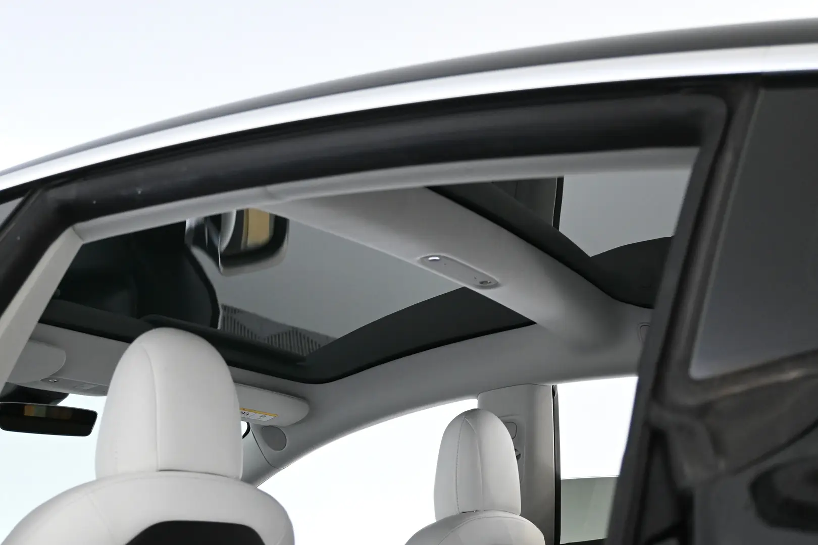 Car Image - 3tV4tPKOhXRCUmhursD8xl