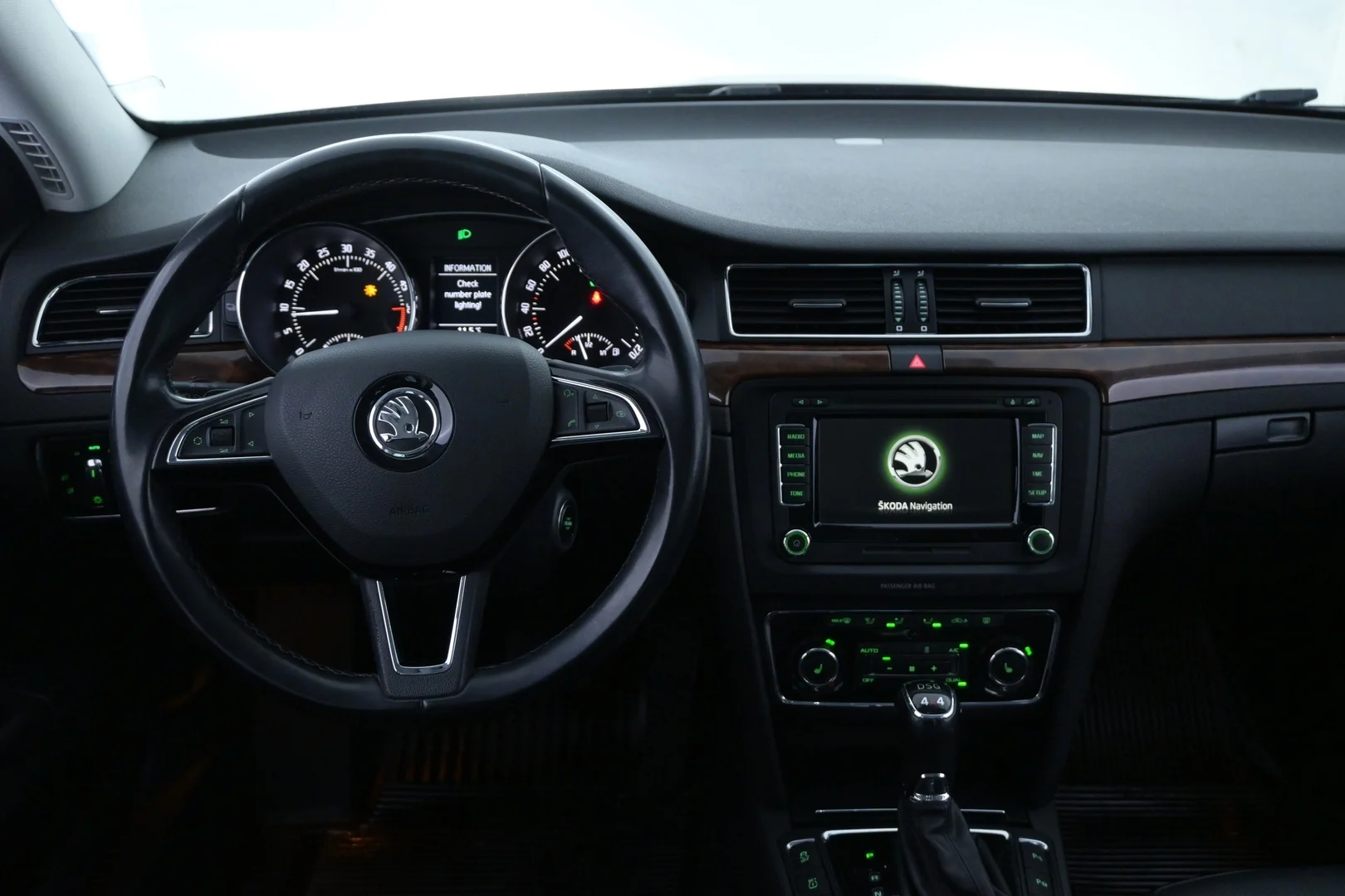 Car Image - 2l4oCtjPblXcC3G3tZ9J1y