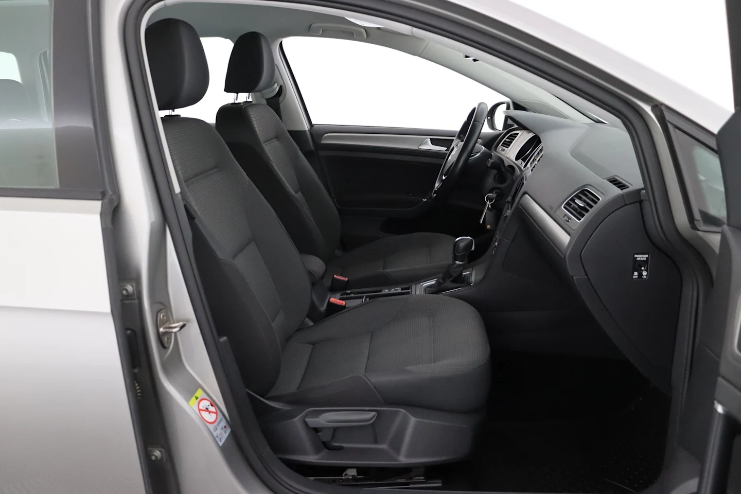 Car Image - 3FR4SZMrhR5EoCoQ1NvX2T