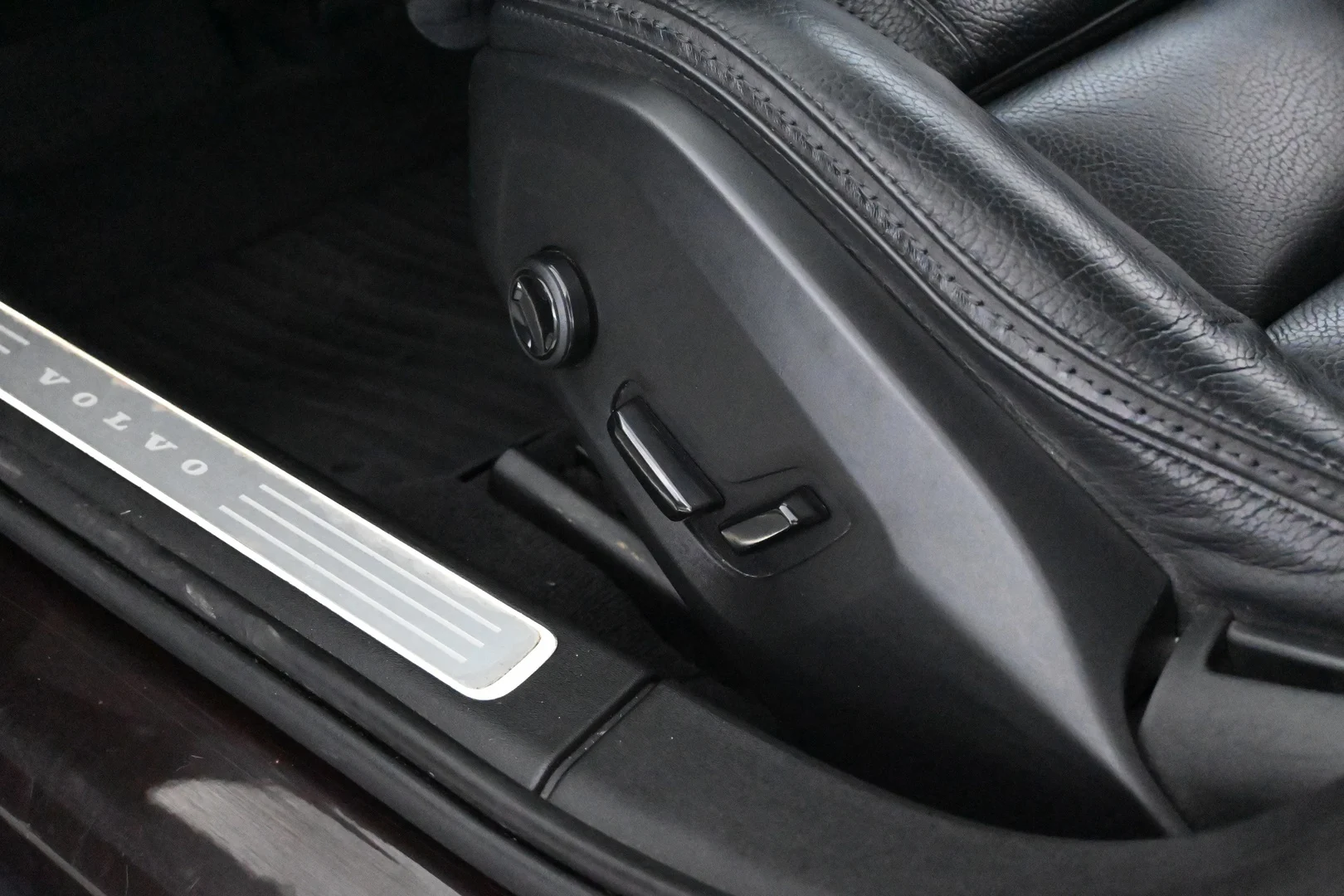 Car Image - 4zanVJC6PczF7OE8FDw947