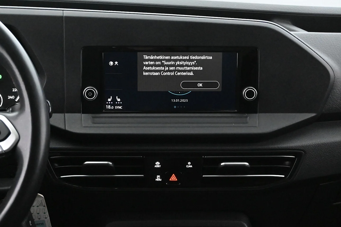 Car Image - 1Yq5mimrnCFRGzukW3lQU7