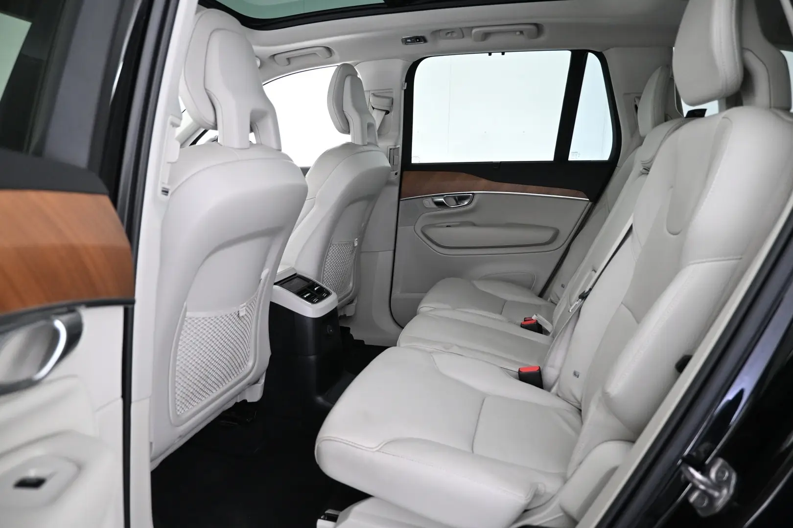Car Image - 4wzFSFUoCceLO8IN0rTEY3