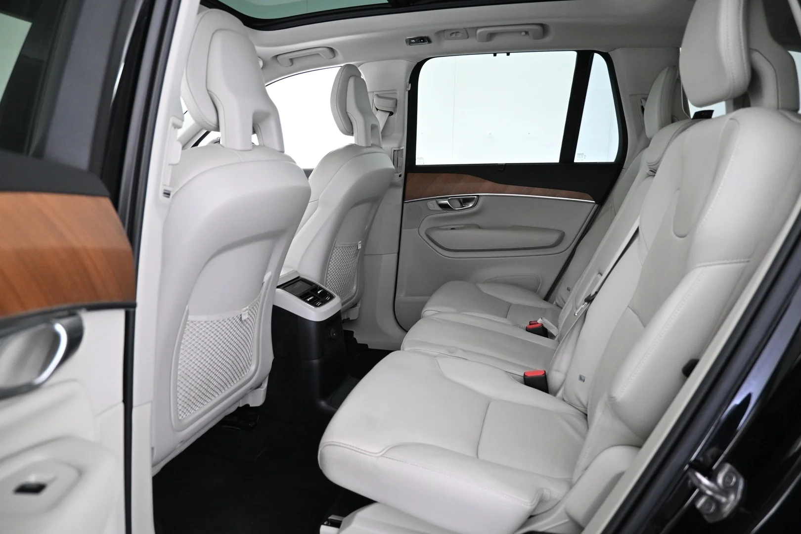 Car Image - 4wzFSFUoCceLO8IN0rTEY3