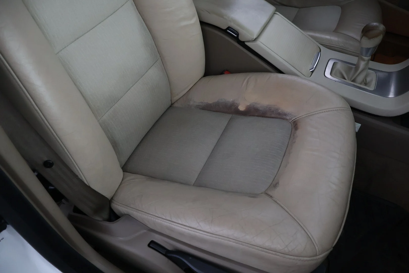 Car Image - 1lI1CEur1tpb4VjwO7Jb7U