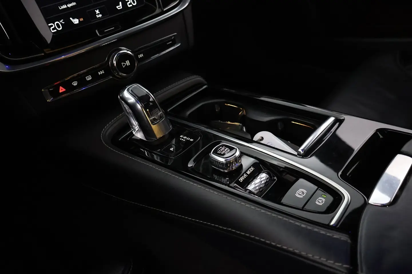 Car Image - 4N8yFwpk9nY6KOgZEsH4VP