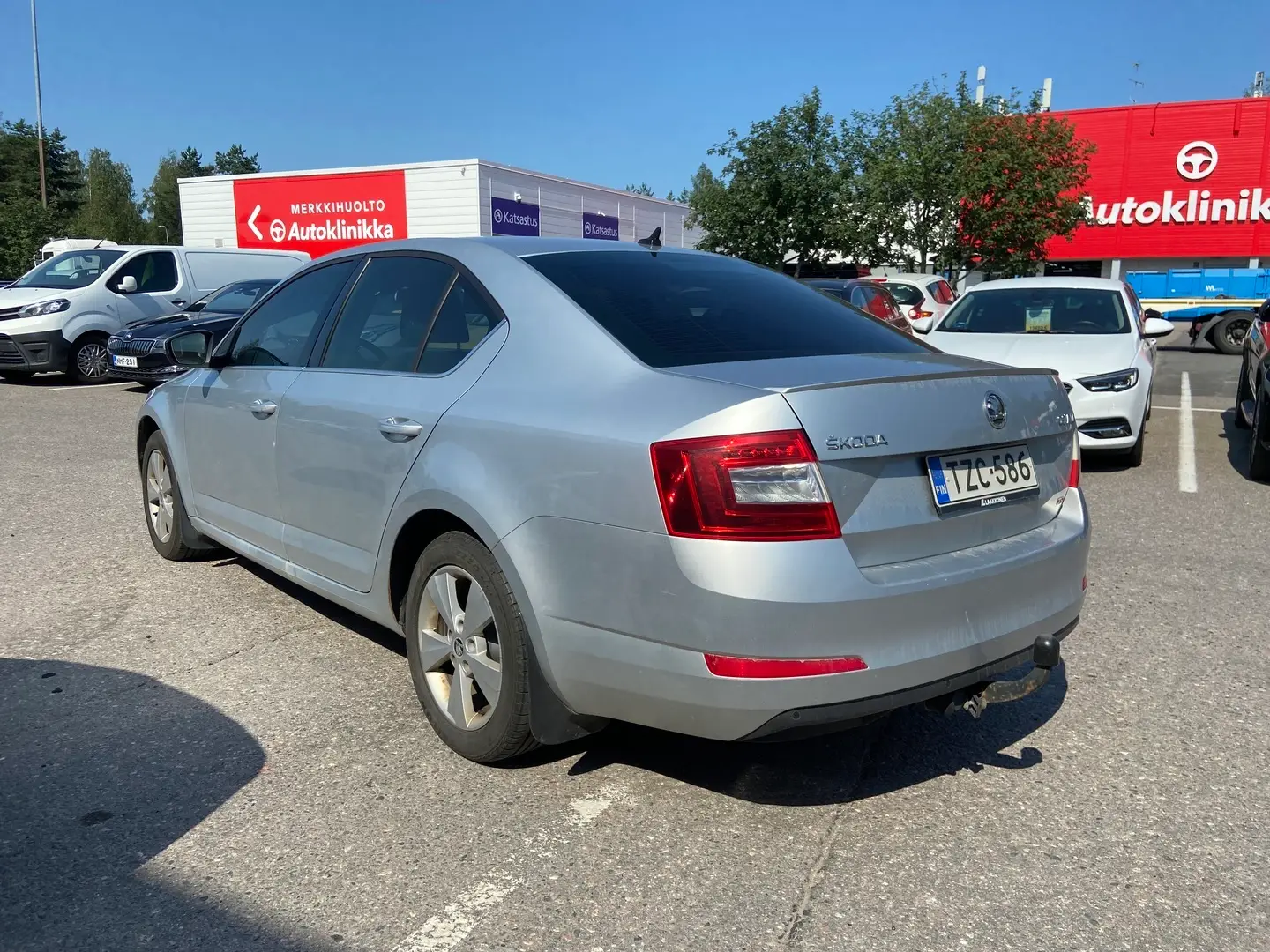 Car Image - 7fH9ATi2ufQmDMcmvsRx9i