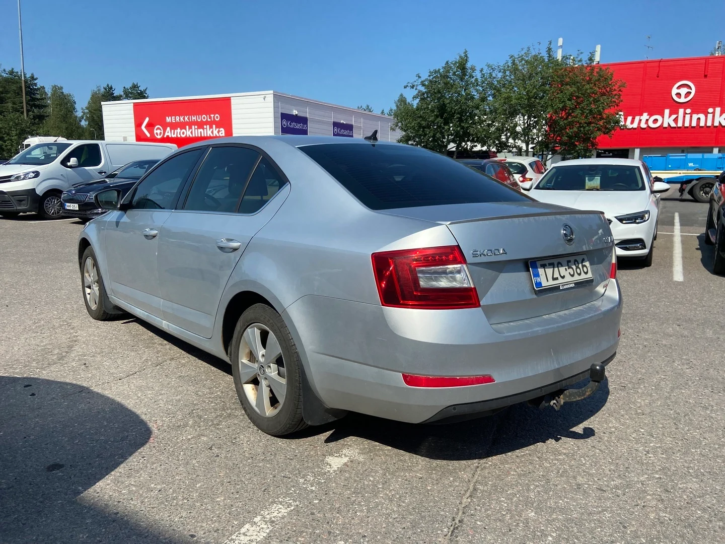 Car Image - 7fH9ATi2ufQmDMcmvsRx9i