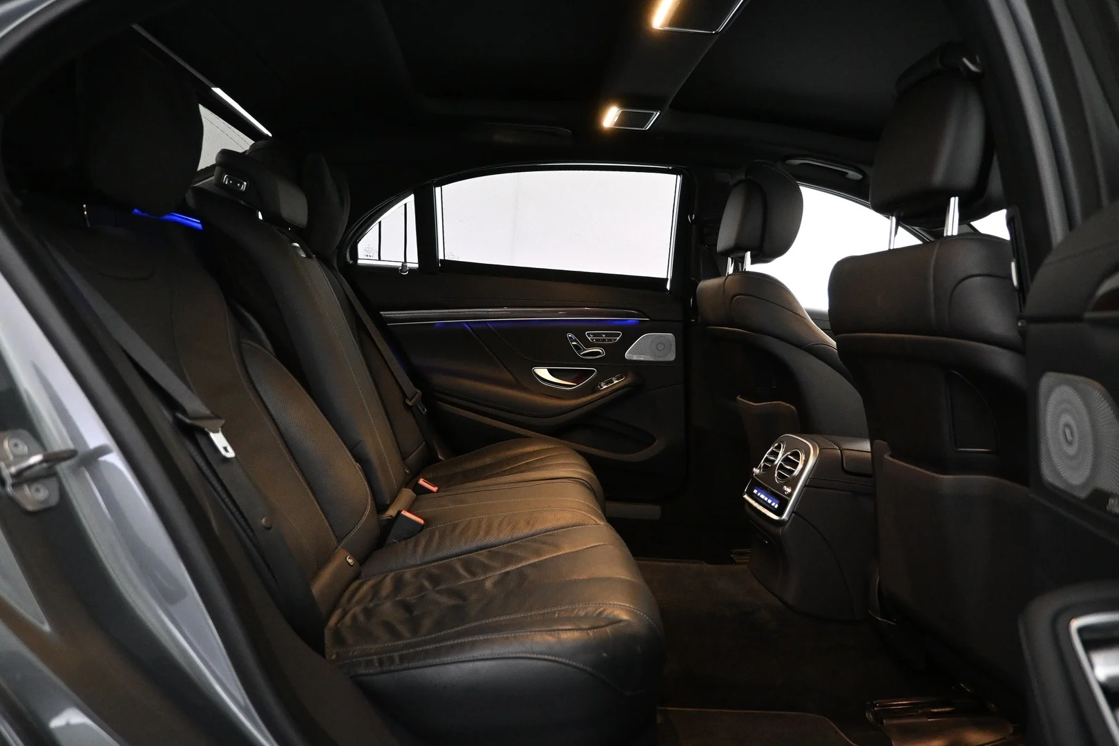 Car Image - 3U1zI9cXg12rbPdq04SogI