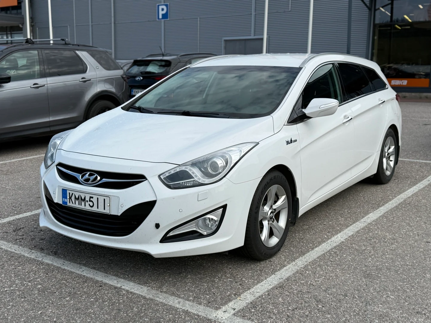 Car Image - 65flpQk69gZdfjJzxtGWeF
