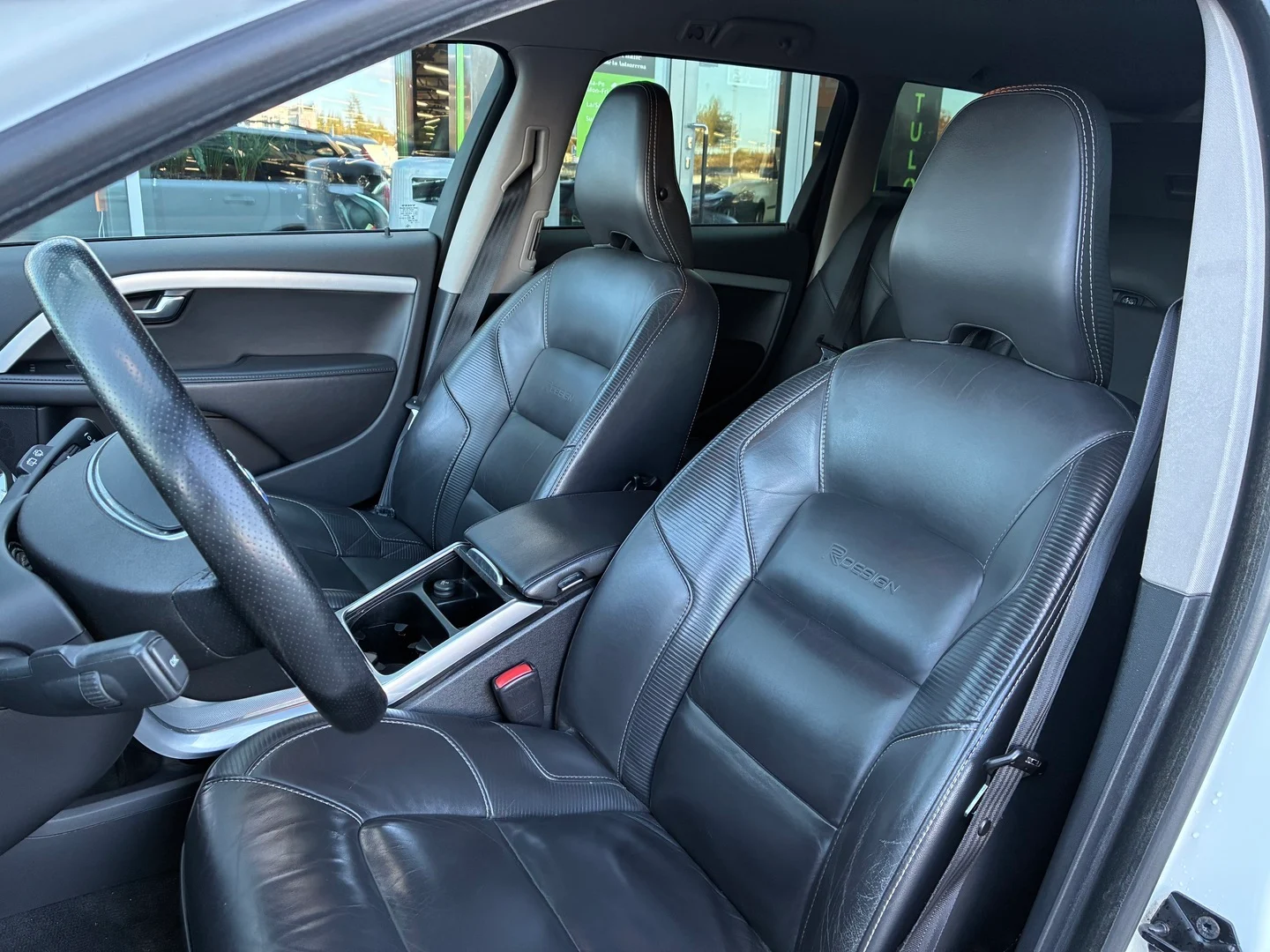 Car Image - 79HCmfTeSyMcAJIKxeeR31