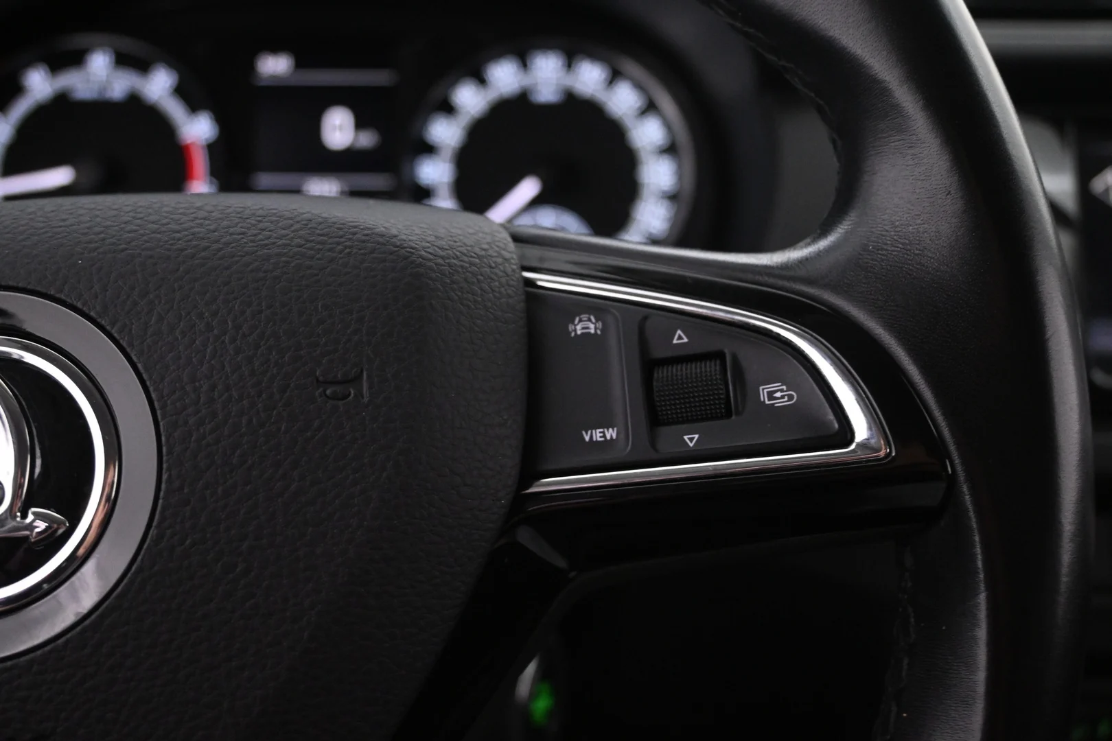 Car Image - 1HLuRVWYjBVb0U5lgCuk3x