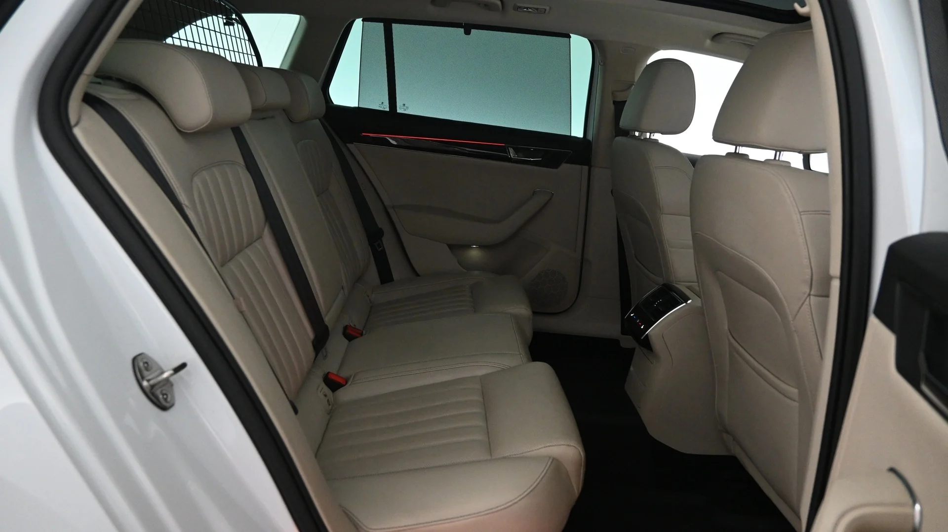 Car Image - 4GjX31MOqagEk4ofi6uoR7