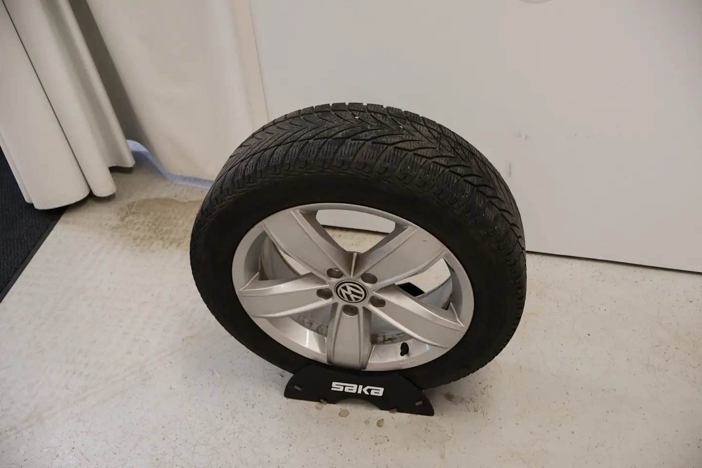 Car Image - Vt1z6hlokY5ikc3rR2uje