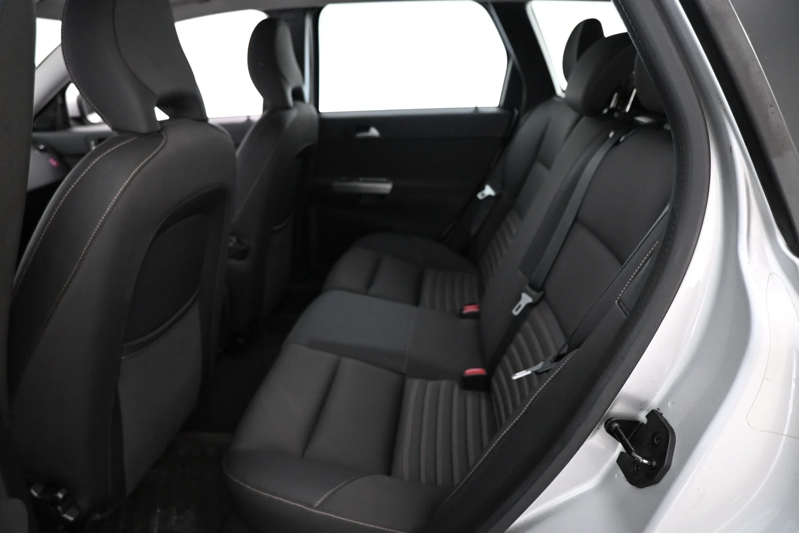 Car Image - 3Hre3A1CLUN0gT5bxVb8kf