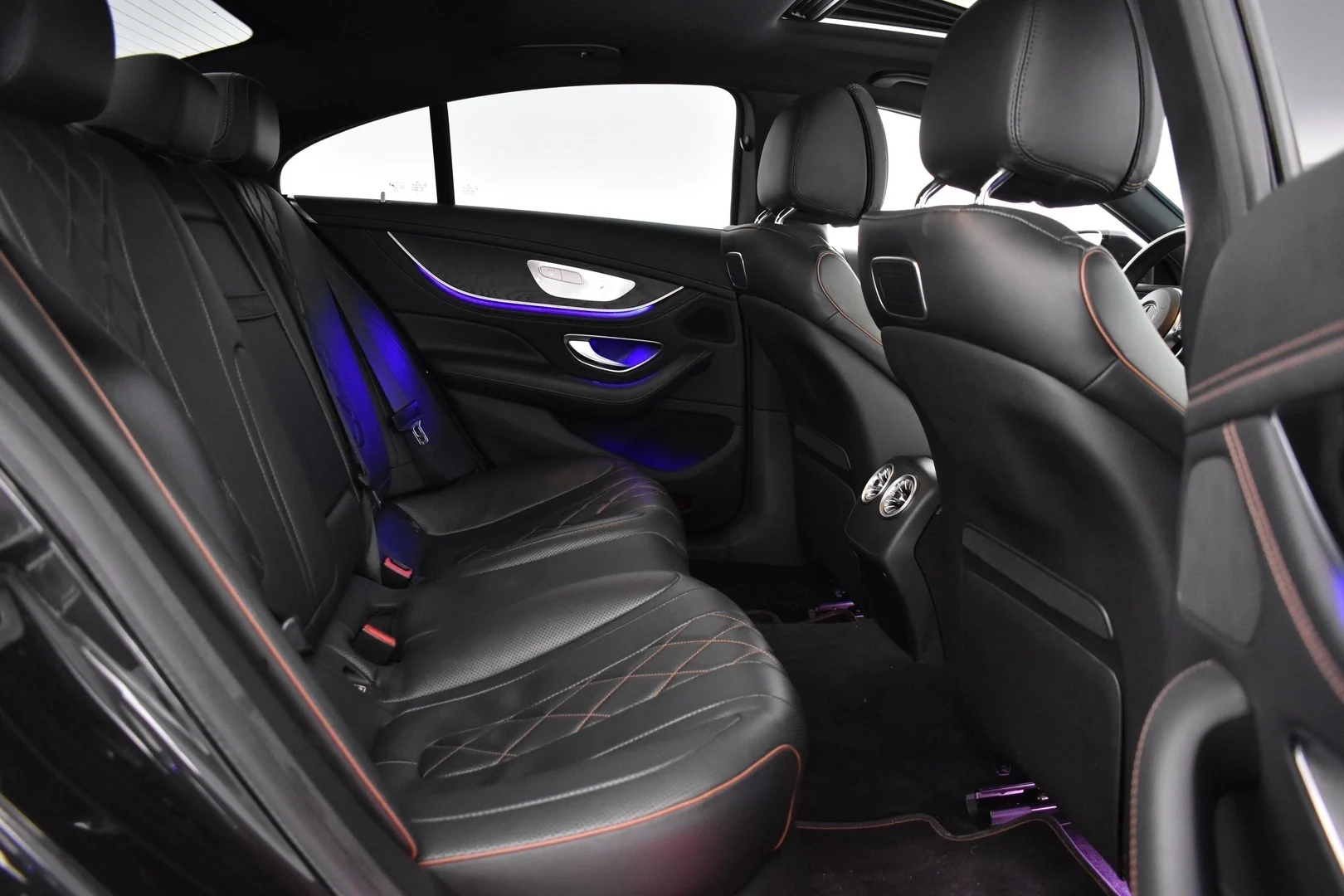 Car Image - 3dpsgkKczCyU7cgUq1DTzx