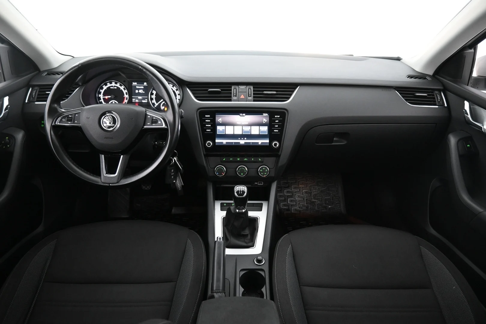 Car Image - 5UxozruUhcRIn5c3jeUMLm