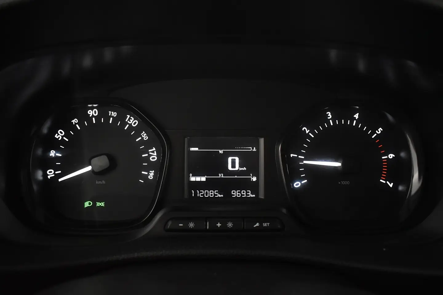Car Image - 3fOXr4ROz6XUyXjg6n3RXw