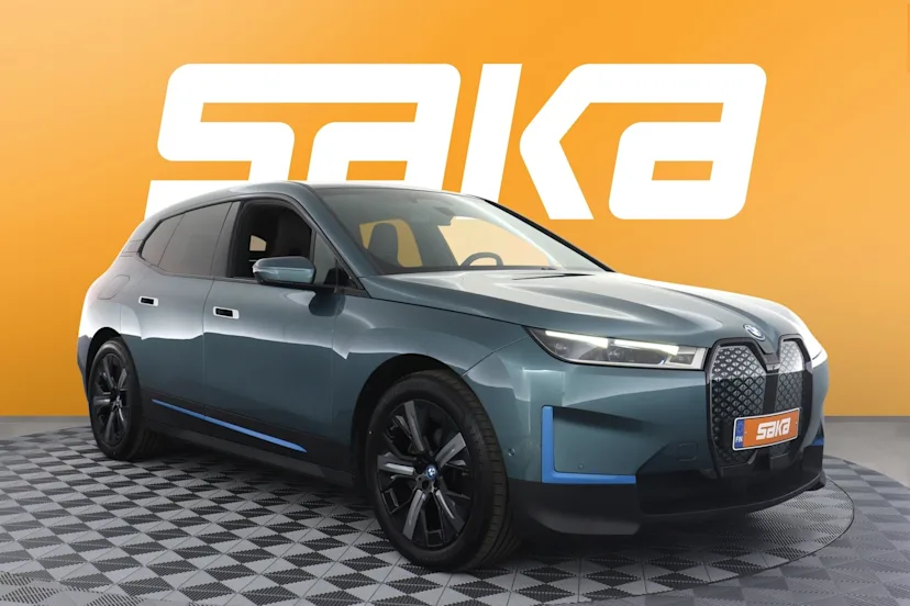 BMW iX