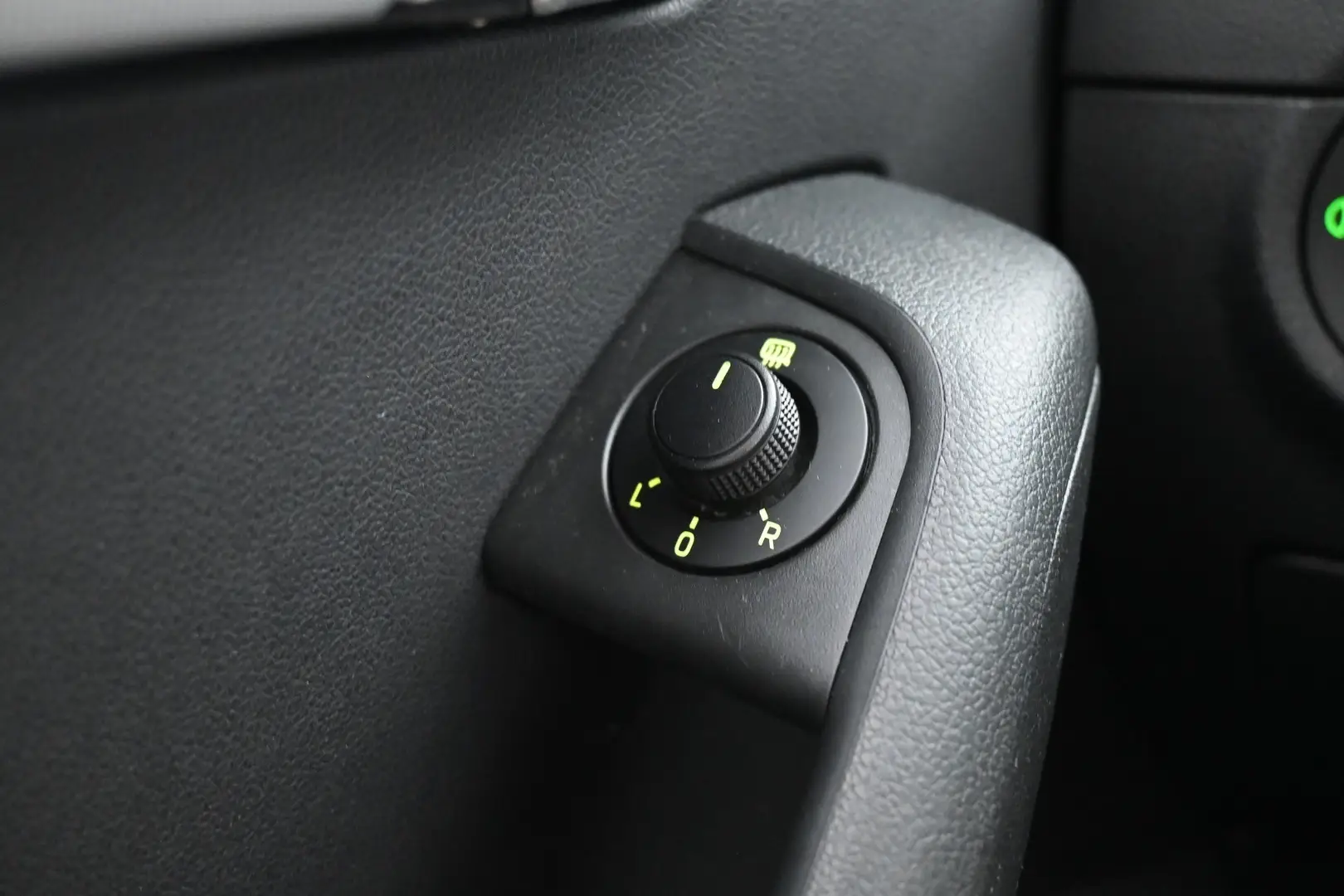 Car Image - 6yMxWjX03Laa2pMuPRhQwv