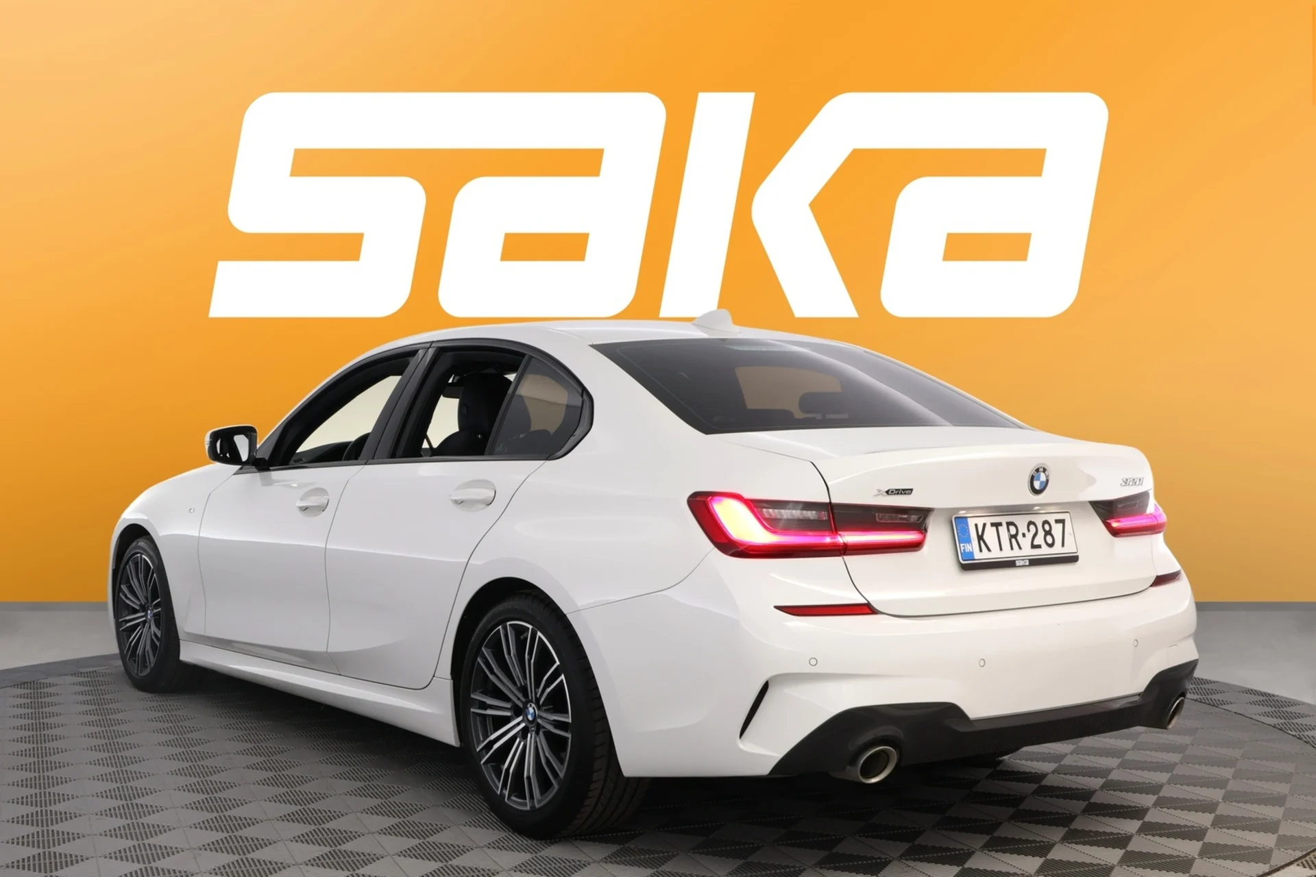 Car Image - 7shqLvNQvxWlOBBPrIqXyj