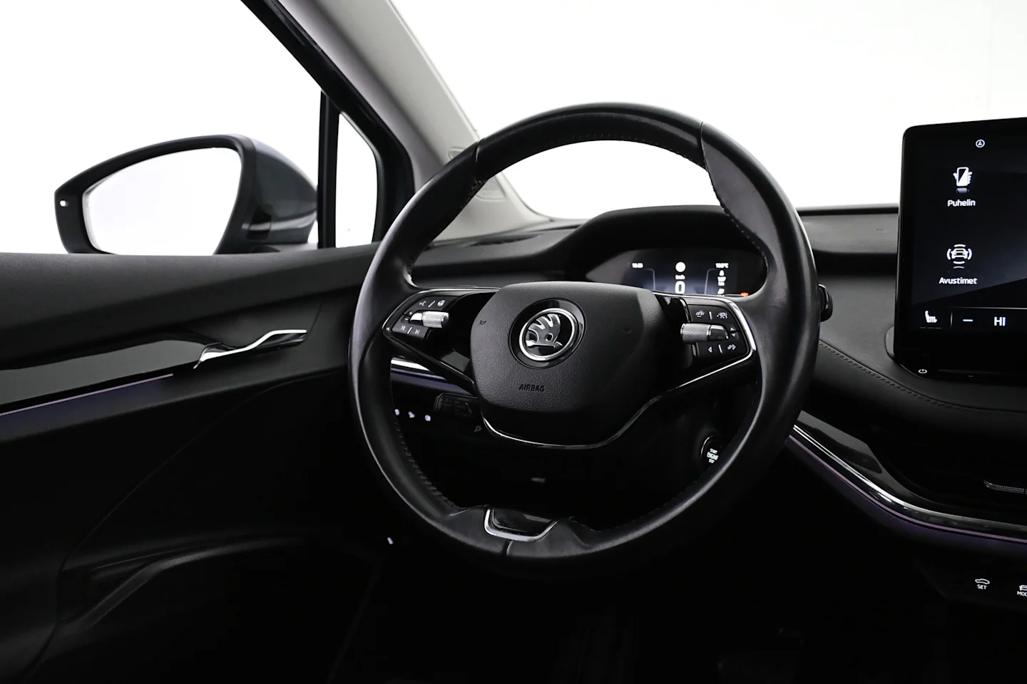 Car Image - WlxHXHQko6brDBpVBI7vg