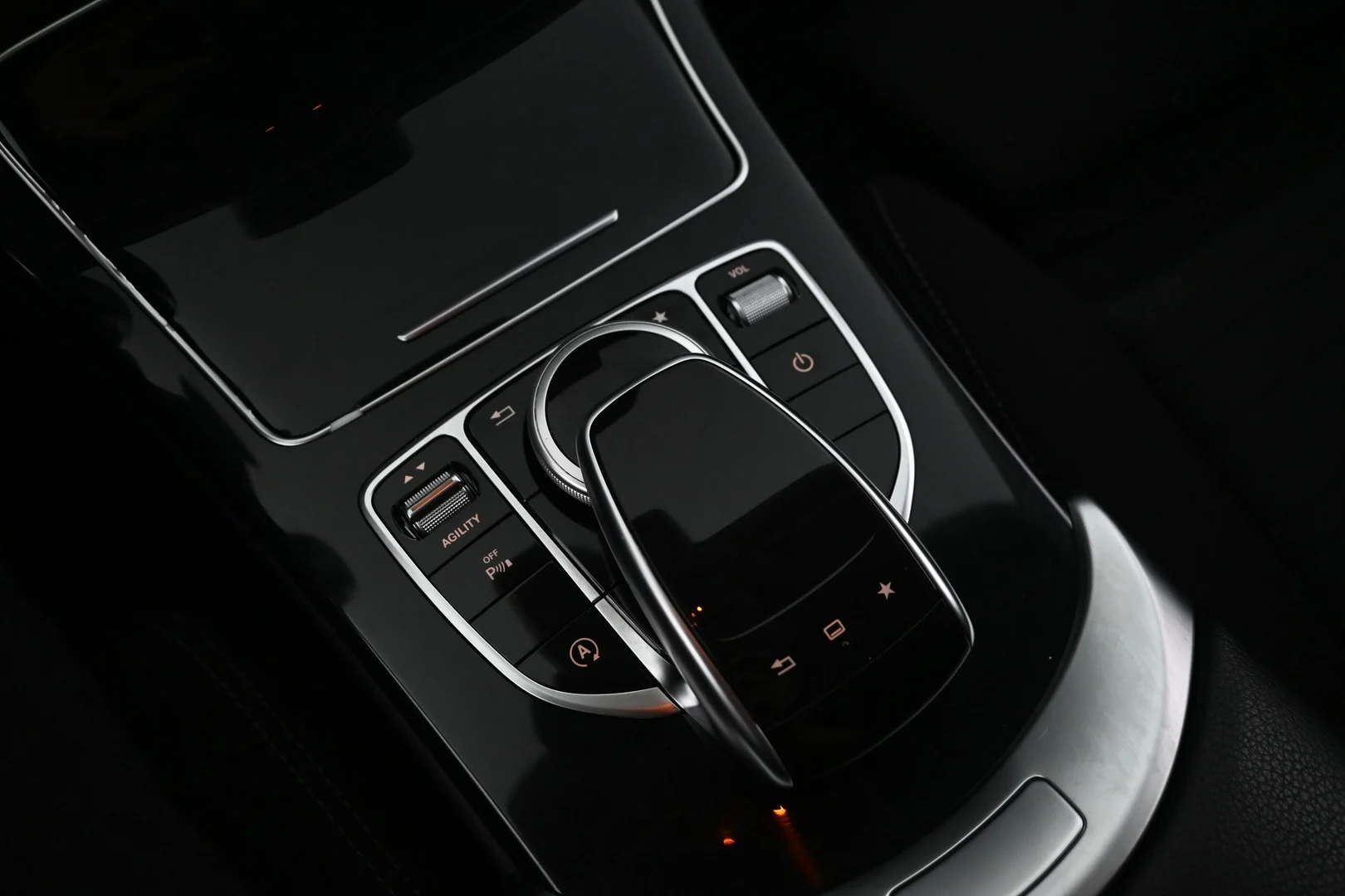 Car Image - 2RDZe9CWTRNtHMzQ1YHiVU