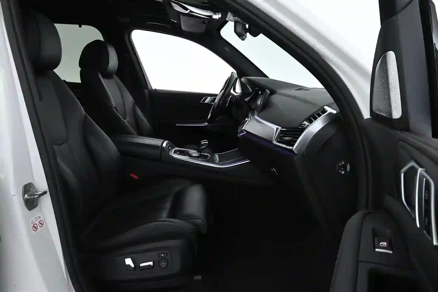 Car Image - Sv62XHijIJm7wCdT6iU6F