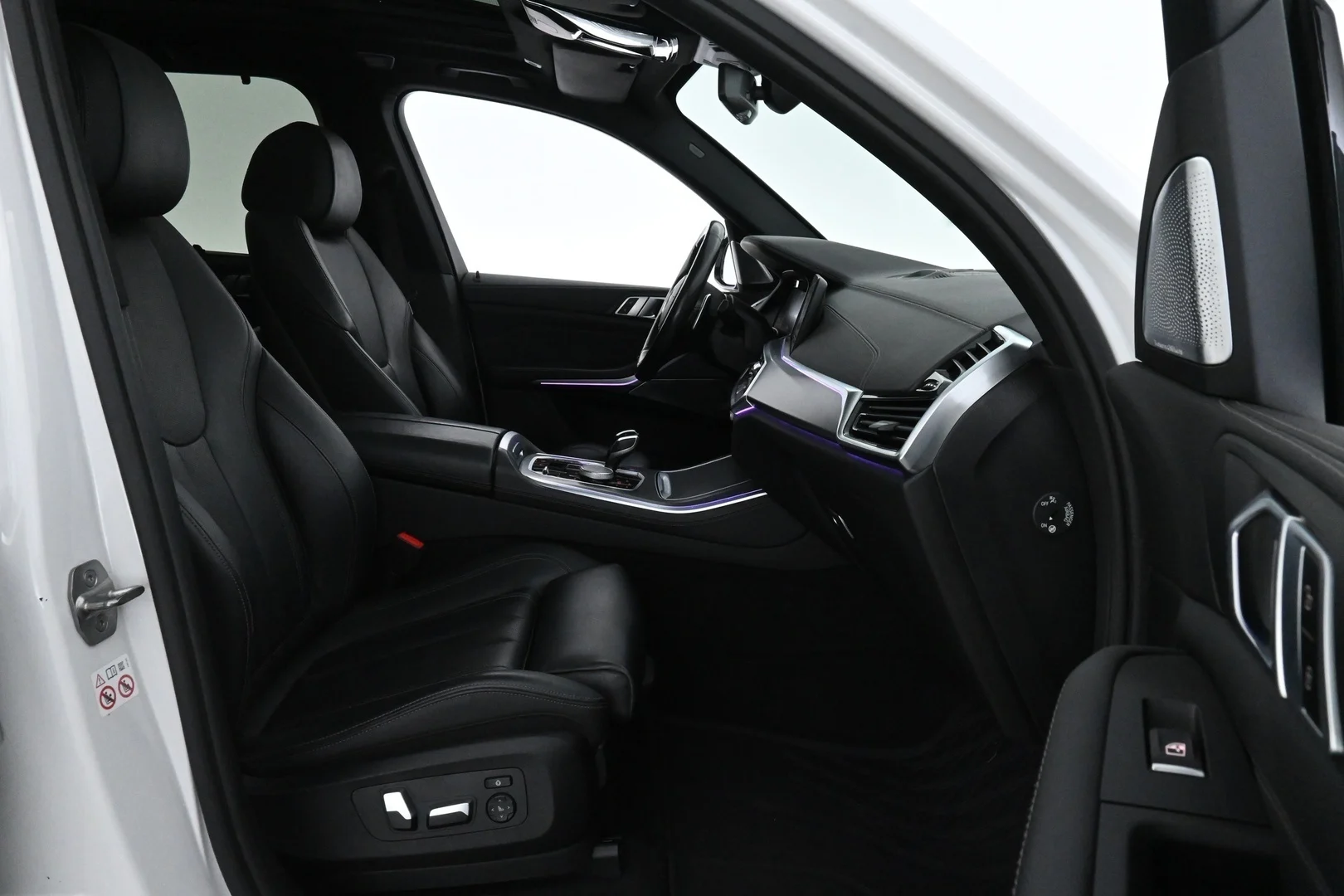 Car Image - Sv62XHijIJm7wCdT6iU6F