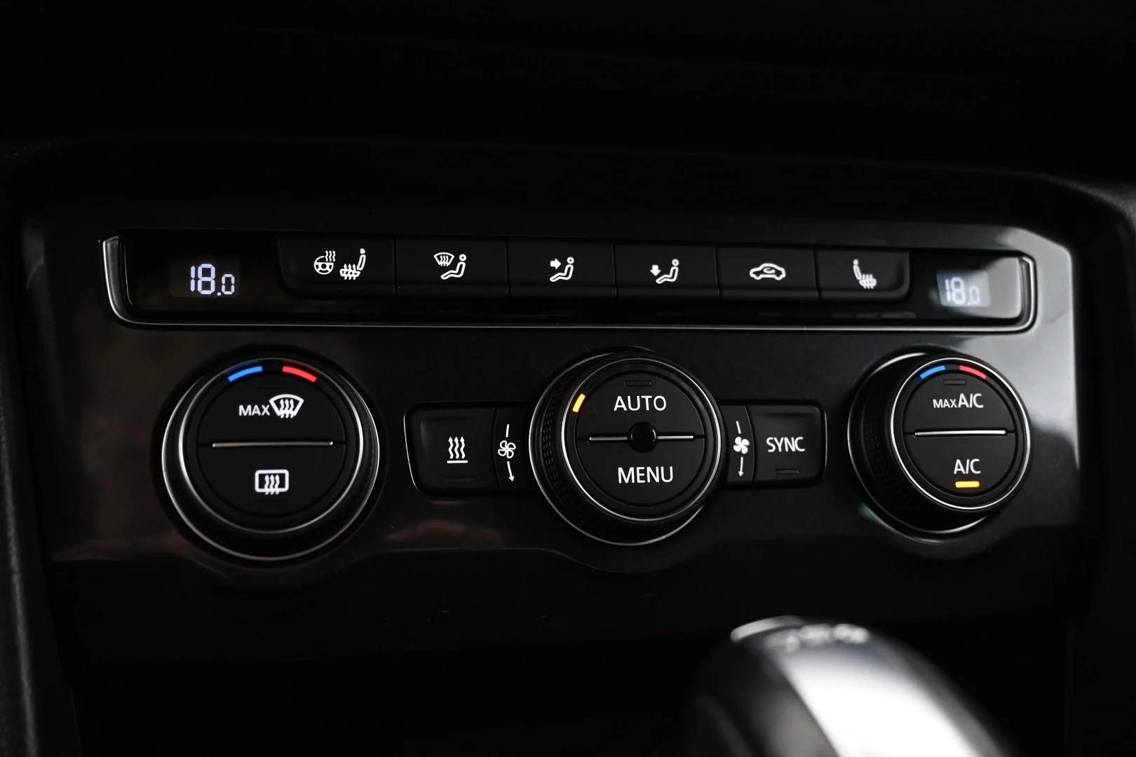 Car Image - 6cMPbRnynJ8N3dvHnqtQ3e