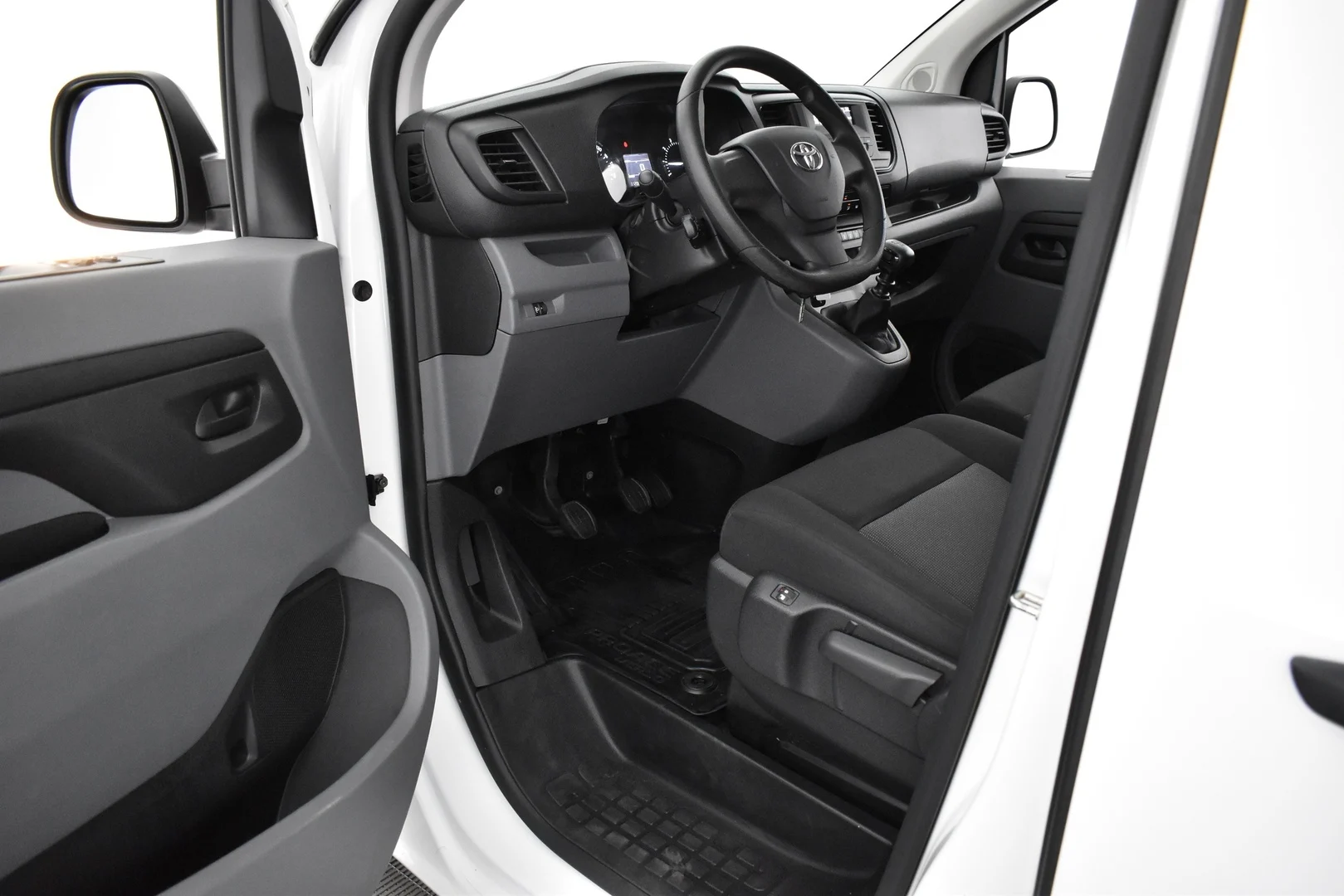 Car Image - 3fOXr4ROz6XUyXjg6n3RXw
