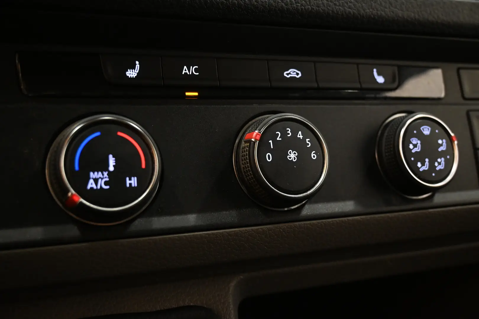 Car Image - 6nYJct0GCO3euZqpsegWUI