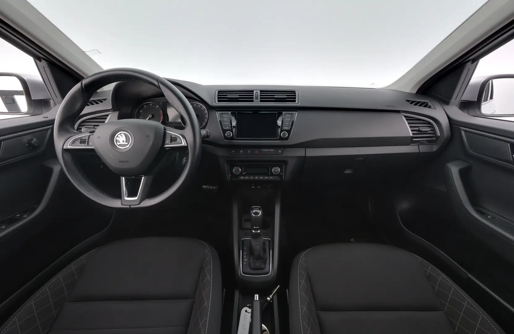 Car Image - 7kMjx4Dv79WuI4WlAObiil