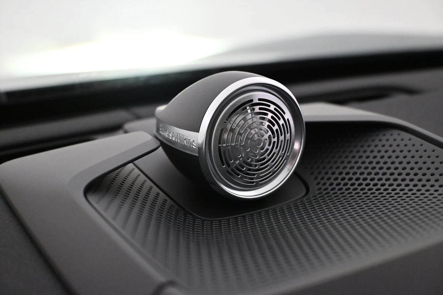 Car Image - CoU9Di8EXtWqhIeN5rFOo