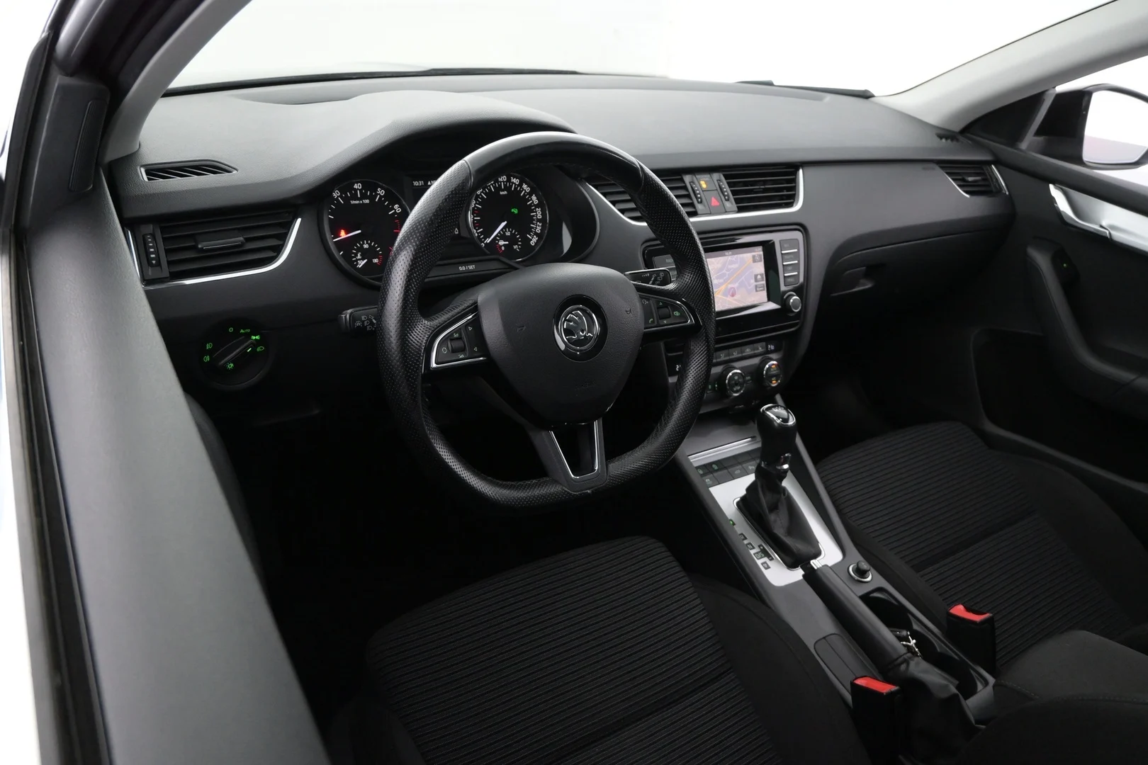 Car Image - 2dV22RypYjQECeqxJRTFk1